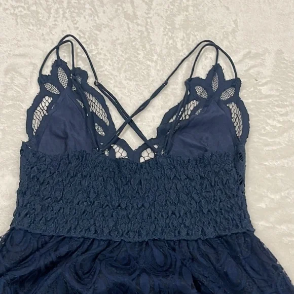 FREE PEOPLE Adella bralette slip dress Size XS New without tags. Navy blue Lace. - Picture 9 of 11